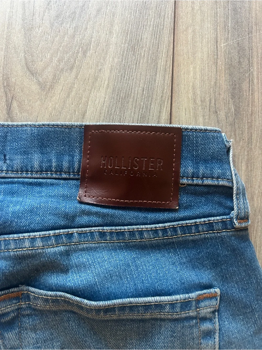 Hollister Men's Blue Straight-Leg Jeans